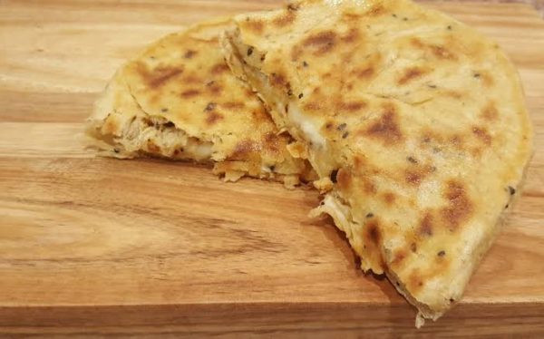 Cheese & Chilli  Naan